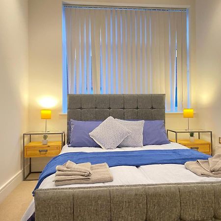 10080 Luxury Apartment Near Luton Town Mall Εξωτερικό φωτογραφία