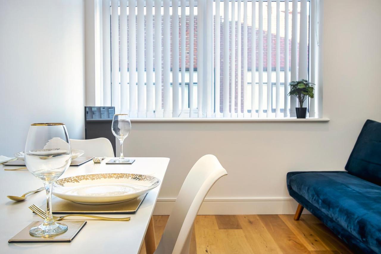 10080 Luxury Apartment Near Luton Town Mall Εξωτερικό φωτογραφία